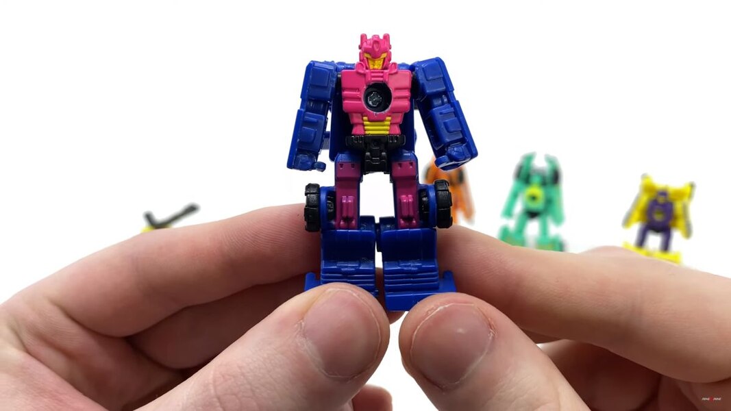 Transformers Earthrise Galactic Odyssey Micron Micromasters  (20 of 30)